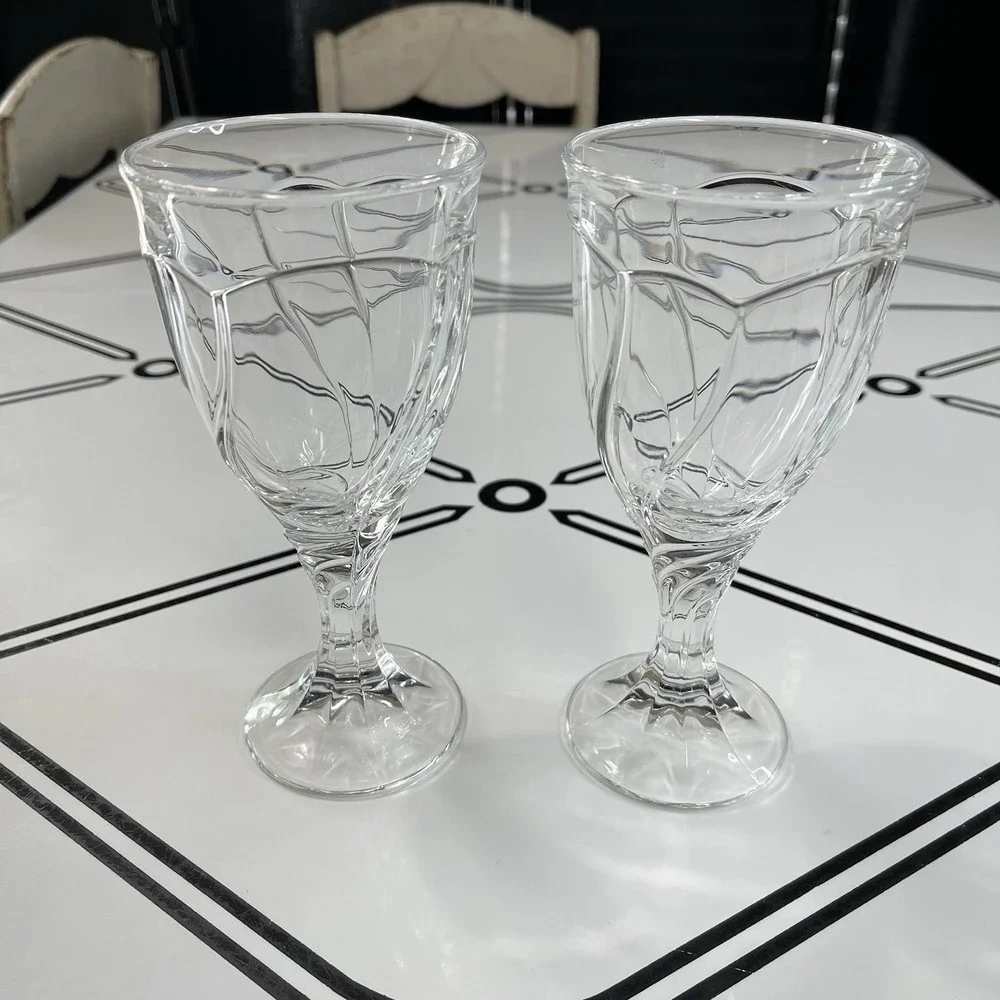 Noritake SWEET SWIRL Clear Wine Glasses / Goblets 6 3/4
